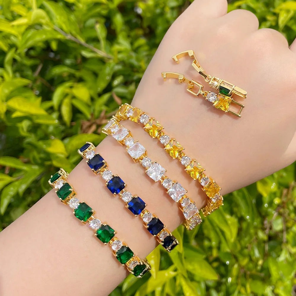 Cube Drop Bracelet | Gold