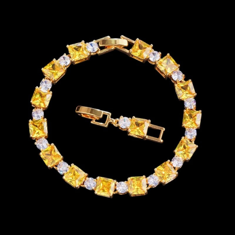 Cube Drop Bracelet | Gold